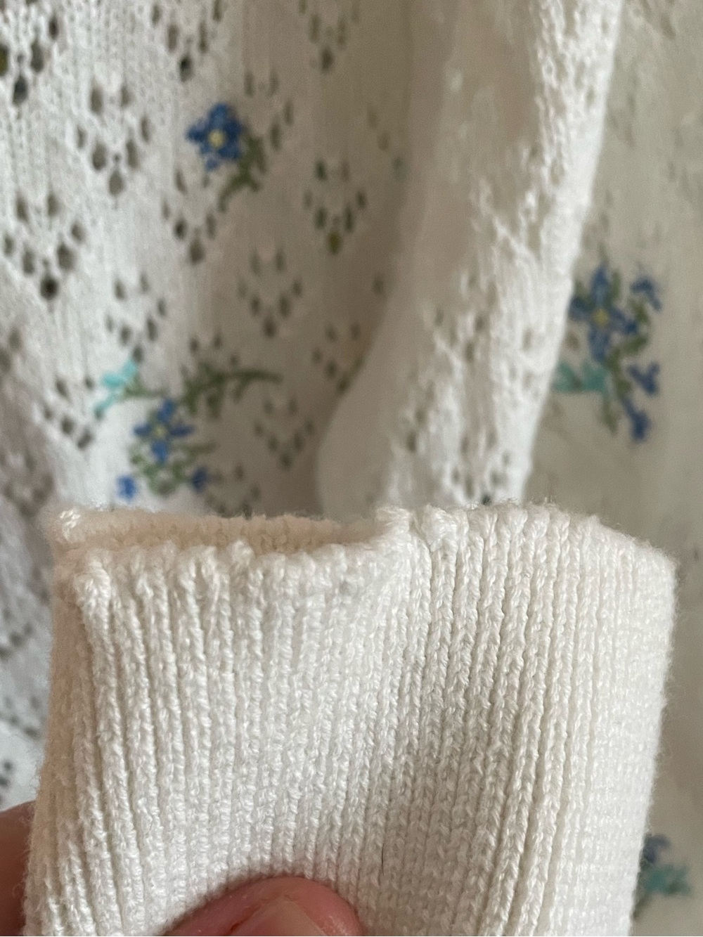 Willow & Wind Cream Openwork Cardigan with Blue and Green Floral Embroidery - Picture 4 of 6